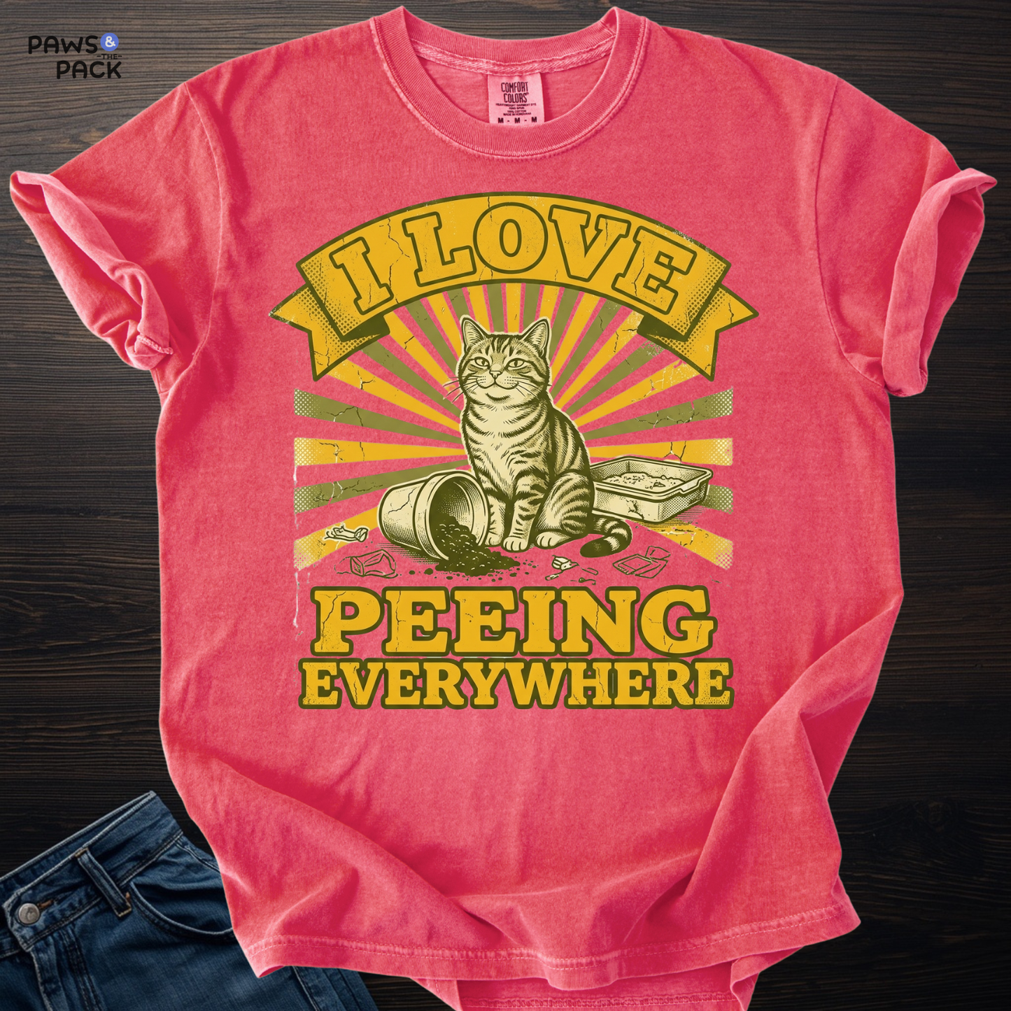 Cat Loves Peeing T-shirt