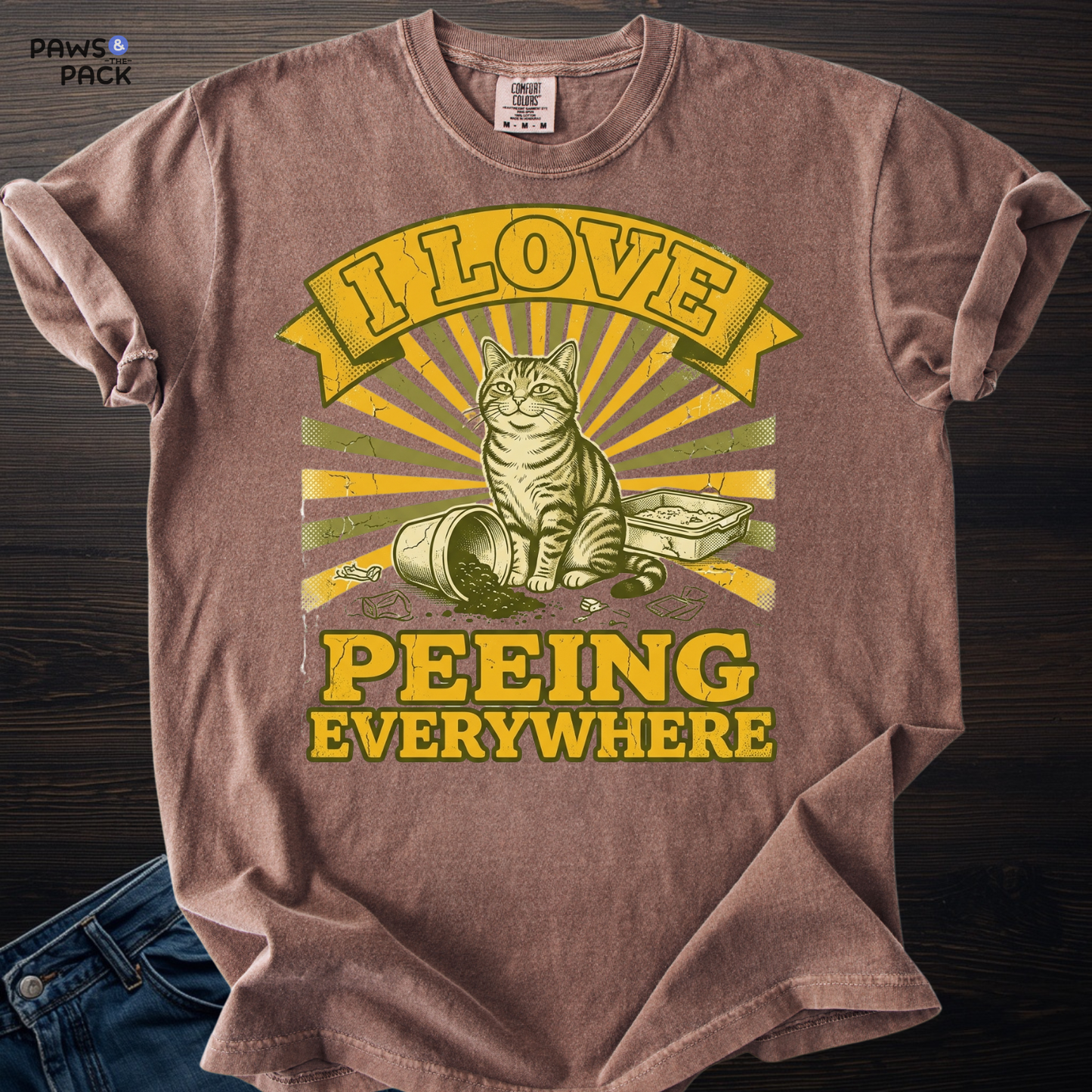 Cat Loves Peeing T-shirt